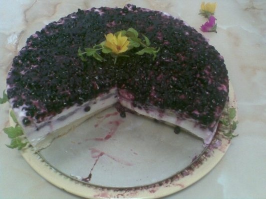 Tort cu afine de padure