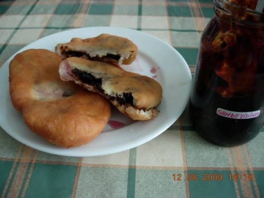 Placinte cu gem de visine