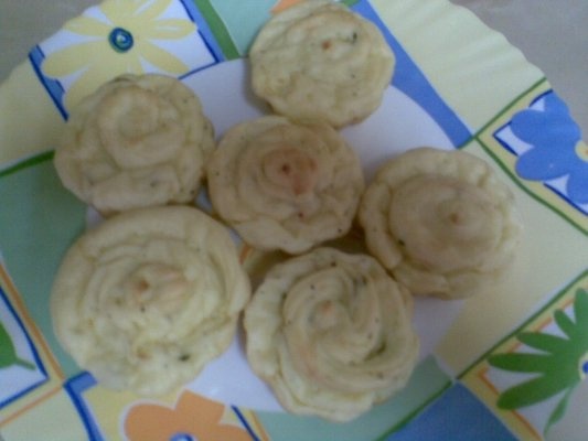 PULPE DE PUI CU SOS SE LAMAIE