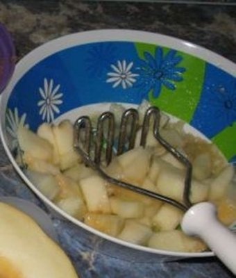 Gem de pepene galben