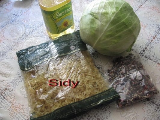 Taitei cu  varza si piper