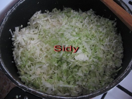 Taitei cu  varza si piper