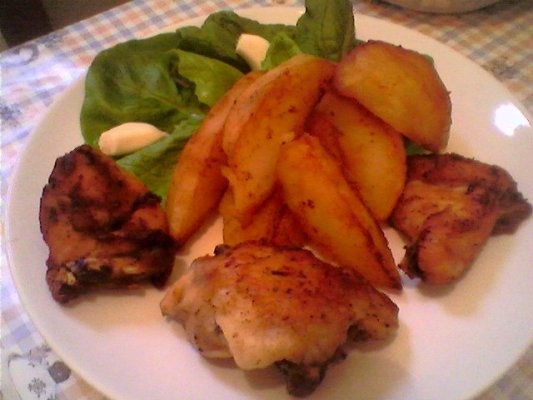 Friptura de pasare cu cartofi