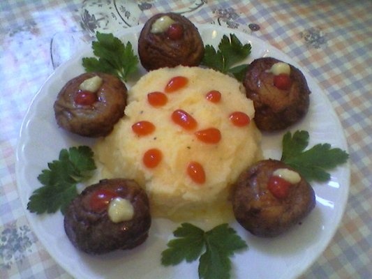 Ciuperci prajite si piure de cartofi