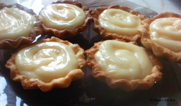Mini tarte cu fructe (pere)