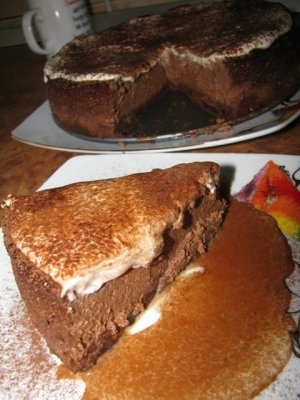 Tort de branza cu ciocolata si cappuccino