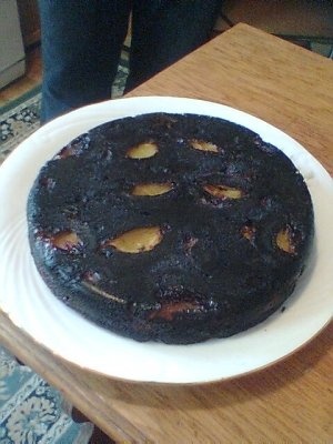 TARTA CU  PRUNE CARAMEL