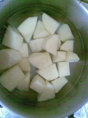 CIOCANELE DE PUI CU SOS DE SMANTANA