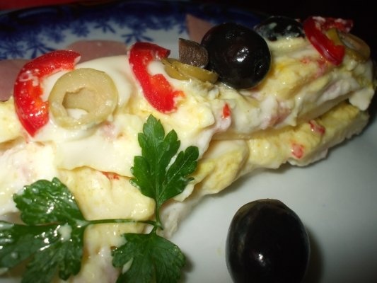 Specialitate cu cascaval si pasta de branza