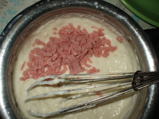 Specialitate cu cascaval si pasta de branza