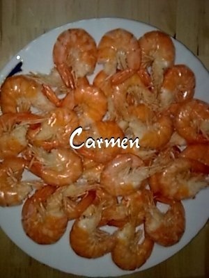 Cozi de creveti cu garnitura de orez