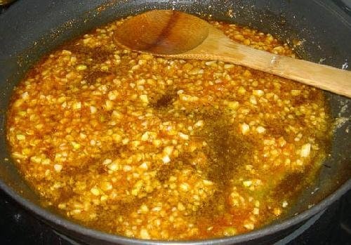 Creveti dulci picanti cu usturoi si cu orez(basmati)