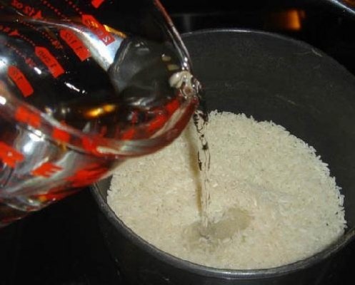 Creveti dulci picanti cu usturoi si cu orez(basmati)