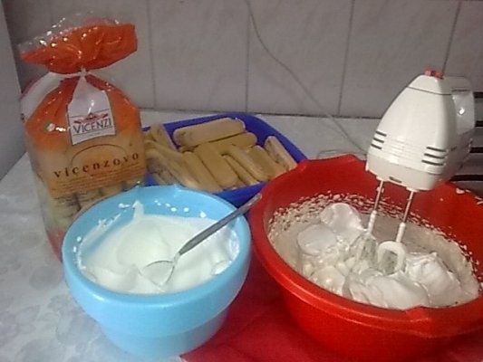 Tort Tiramisu cu afine