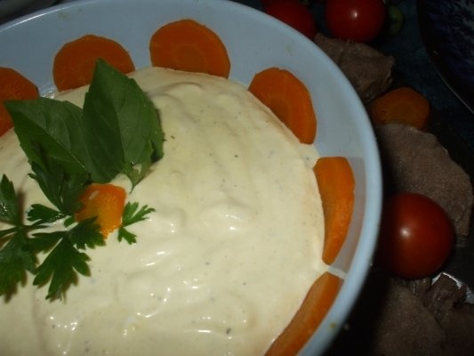 Sos rapid de usturoi Doina