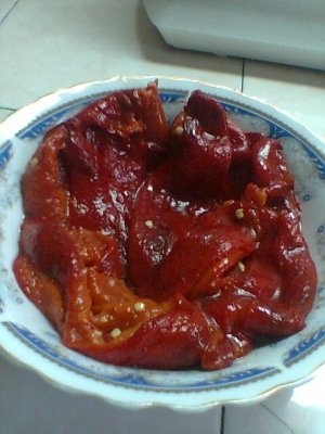 OCHIURI CU SALATA DE VINETE SI ARDEI KAPIA