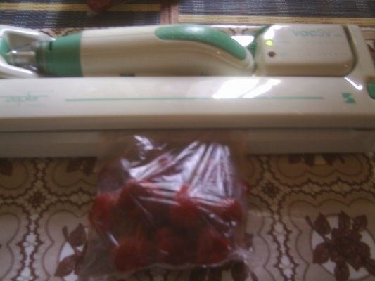 DIN CATEGORIA FRUCTE CONGELATE - CAPSUNE