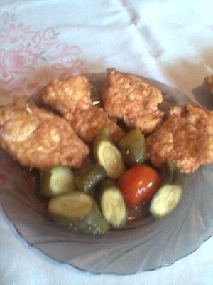 SNITEL DIN PIEPT DE PUI CU MURATURI