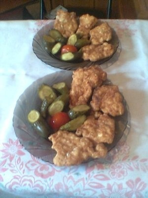 SNITEL DIN PIEPT DE PUI CU MURATURI