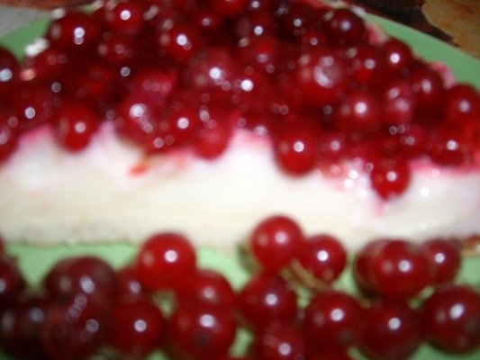 Tarta cu strugurei rosi (rozinchine)