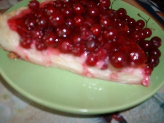 Tarta cu strugurei rosi (rozinchine)