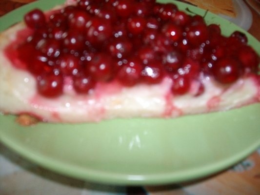 Tarta cu strugurei rosi (rozinchine)