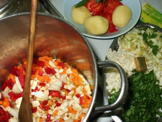 Ciorba de varza si legume