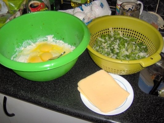 Budinca cu brinza si legume