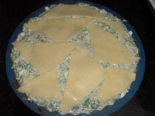 Budinca cu brinza si legume