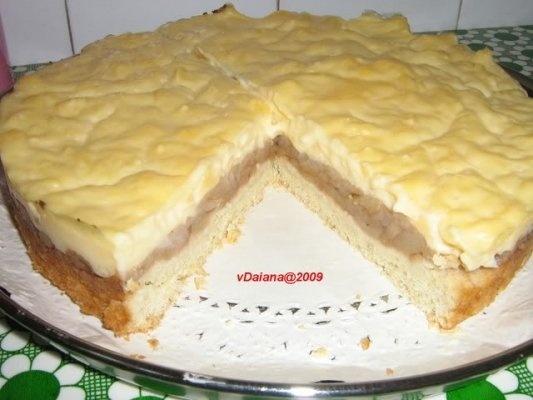 Tarta cu mere si budinca de vanilie