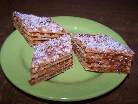 Napolitane cu crema caramel si nuca ! Pe gustul tuturor !