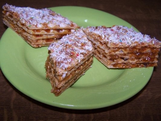 Napolitane cu crema caramel si nuca ! Pe gustul tuturor !