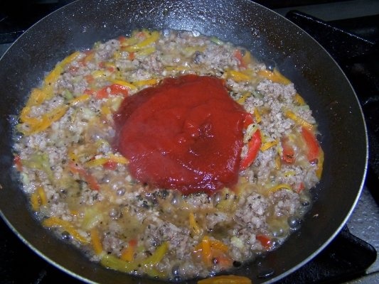 Paste din orez cu sos de legume. Pentru vegetarieni si nu numai !