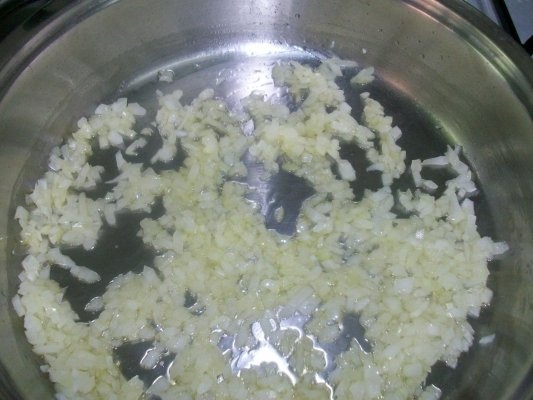 SALATA DE TUNA(CONSERVA) CU CORIANDRU VERDE