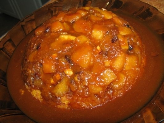 Pudding cu mere si sos caramel