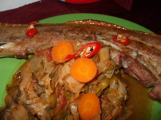 Varza dulce cu piept de porc