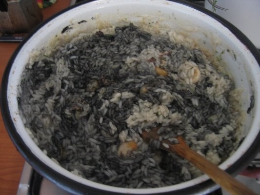 Orez cu negru de sepie