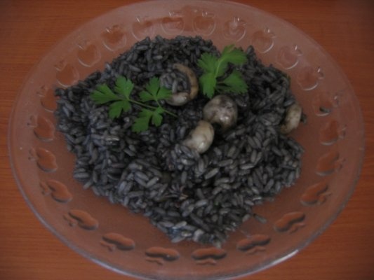 Orez cu negru de sepie