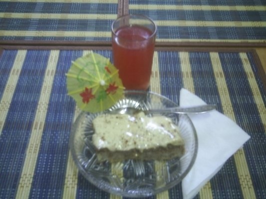 Prajitura cu spuma de zahar ars