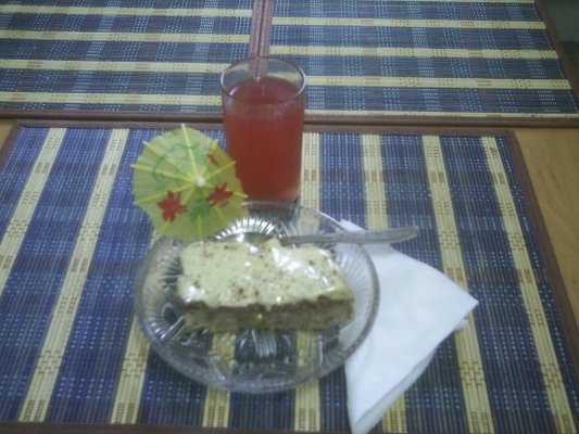 Prajitura cu spuma de zahar ars