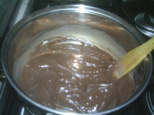 Prajitura cu spuma de zahar ars