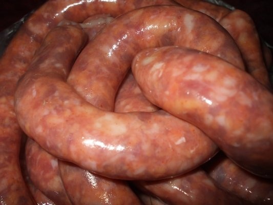 Varza dulce cu carnati proaspeti