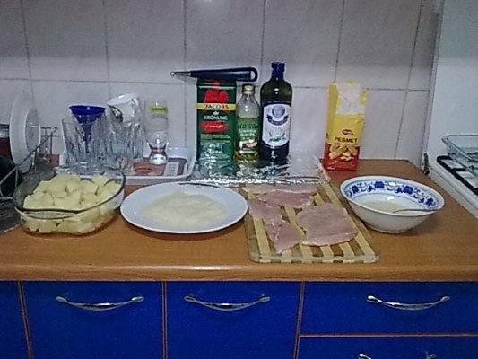 Snitele cu cartofi copti ca la Alba-Iulia.