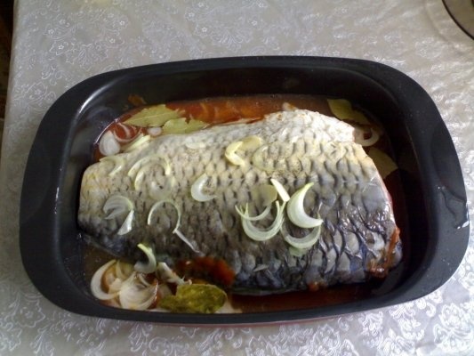 Crap cu legume la cuptor