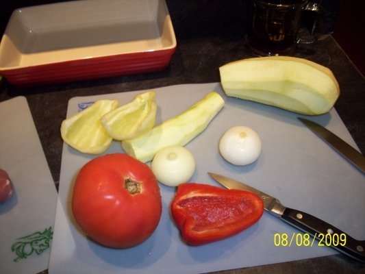 MUSCHIULET DE PORC CU LEGUME LA CUPTOR