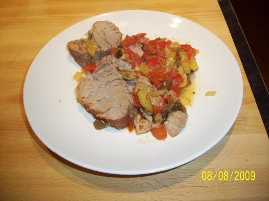 MUSCHIULET DE PORC CU LEGUME LA CUPTOR