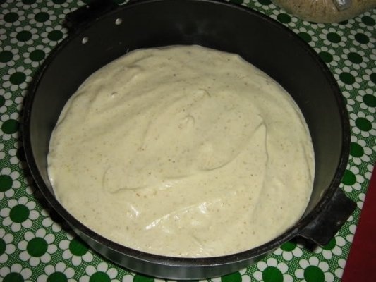 Tort cu nuca si ciocolata