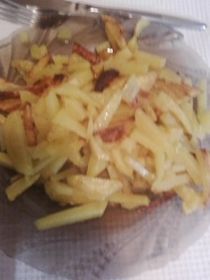 Ceafa la gratar si cartofi prajiti