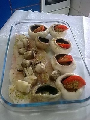 Pangasius cu ciuperci la cuptor
