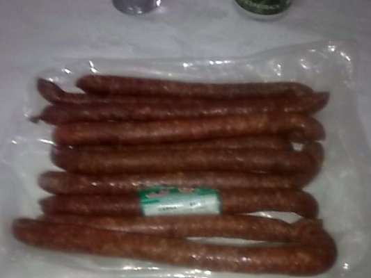 Carnaciori de Plescoi cu salata chinezeasca